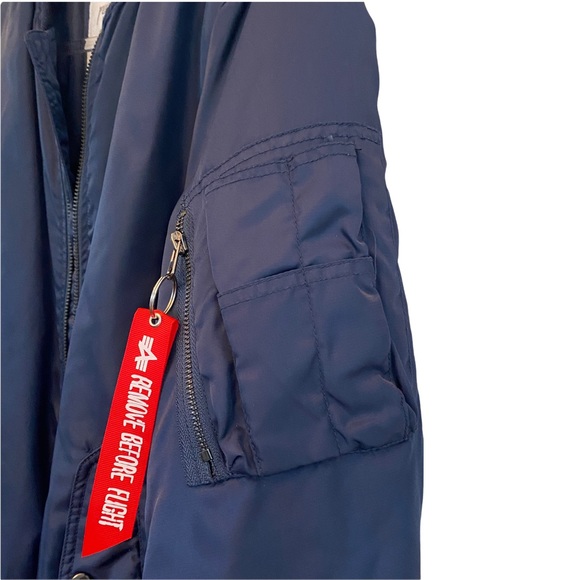 Kanye West X Yeezy Tour Bomber Jacket Navy with Cross EUC/Like New Unisex: Large - Picture 16 of 16